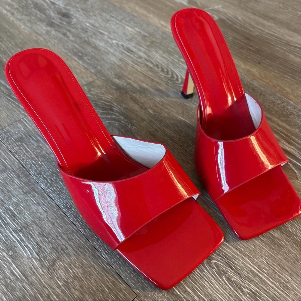 SHEIN Glossy Red Heels
